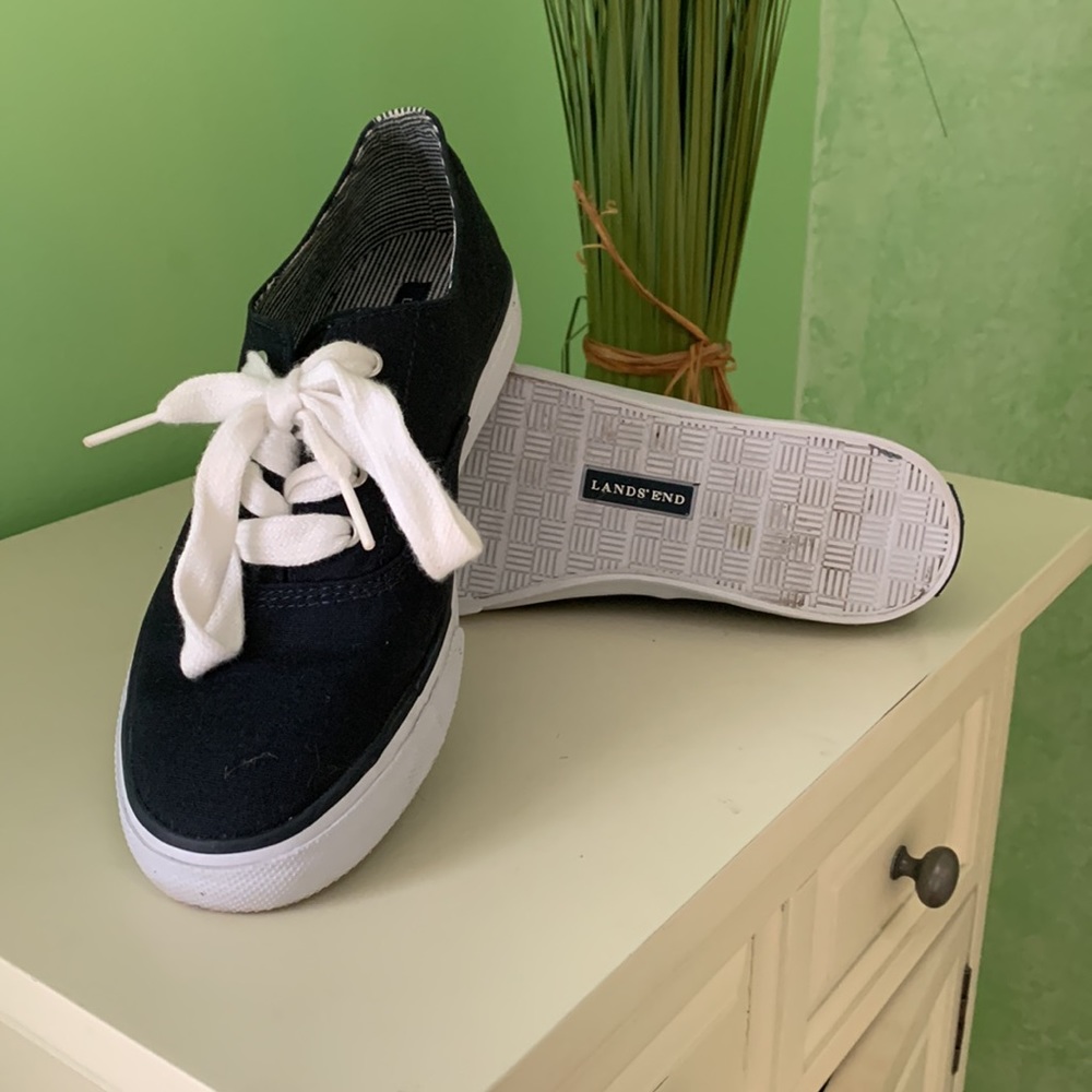 Land’s End canvas sneakers - Picture 5 of 6